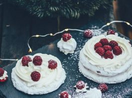 Raspberry chocolate torte