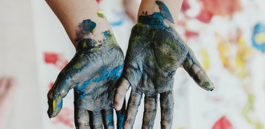 Grandma will love this personal ‘Helping Hands’ wall hanging