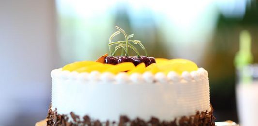 Hummingbird Cake