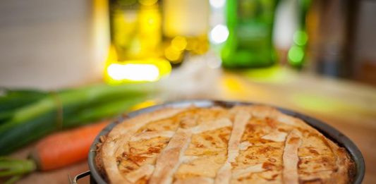 Old-fashioned meat pie casserole