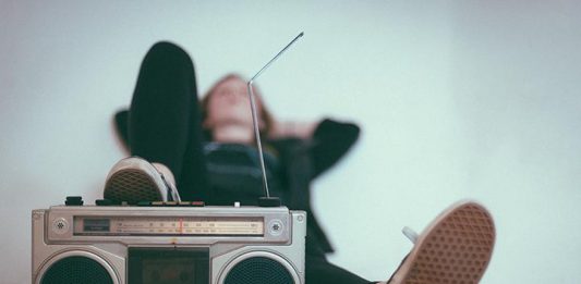 Buying the right emergency radio