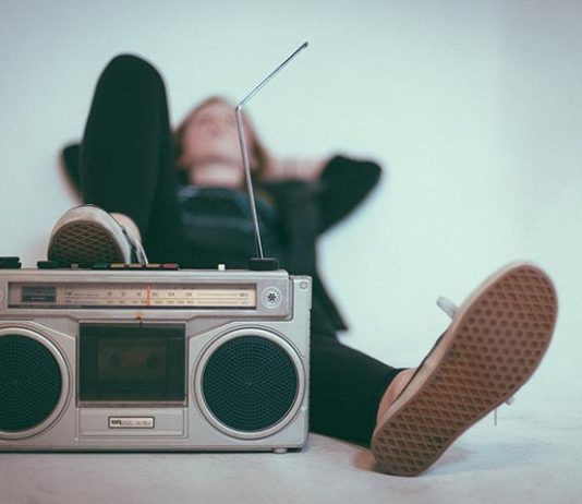 Buying the right emergency radio