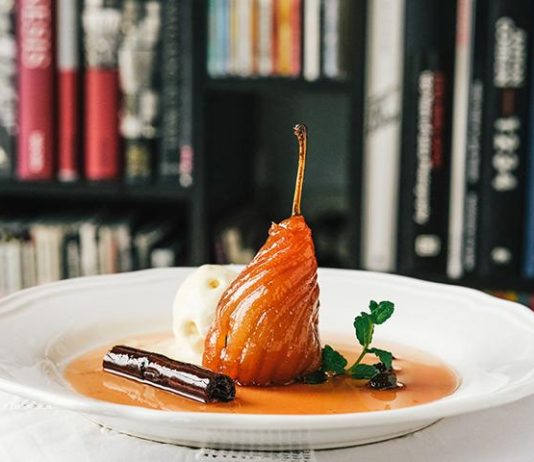 Pears in Caramel Syrup