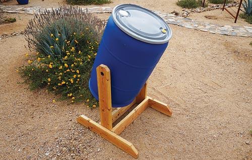 Image of Vertical compost tumbler