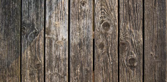 How to build a good fence for your homestead