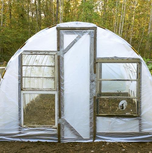 Build a simple, inexpensive greenhouse By Jennifer Poindexter | Backwoods Home Magazine