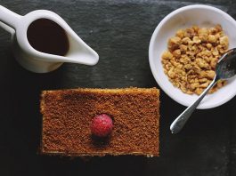 Aunt Mildred’s honey cake