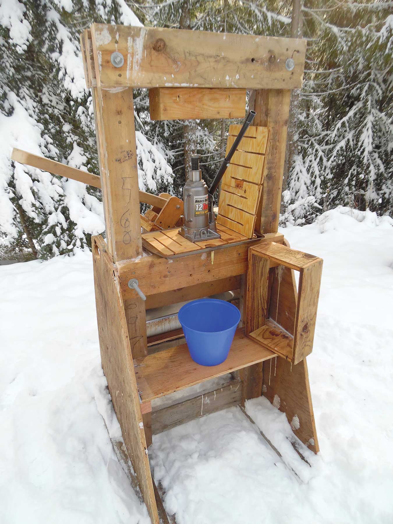 apple cider homemade press