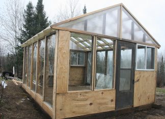 Will got the new greenhouse closed in