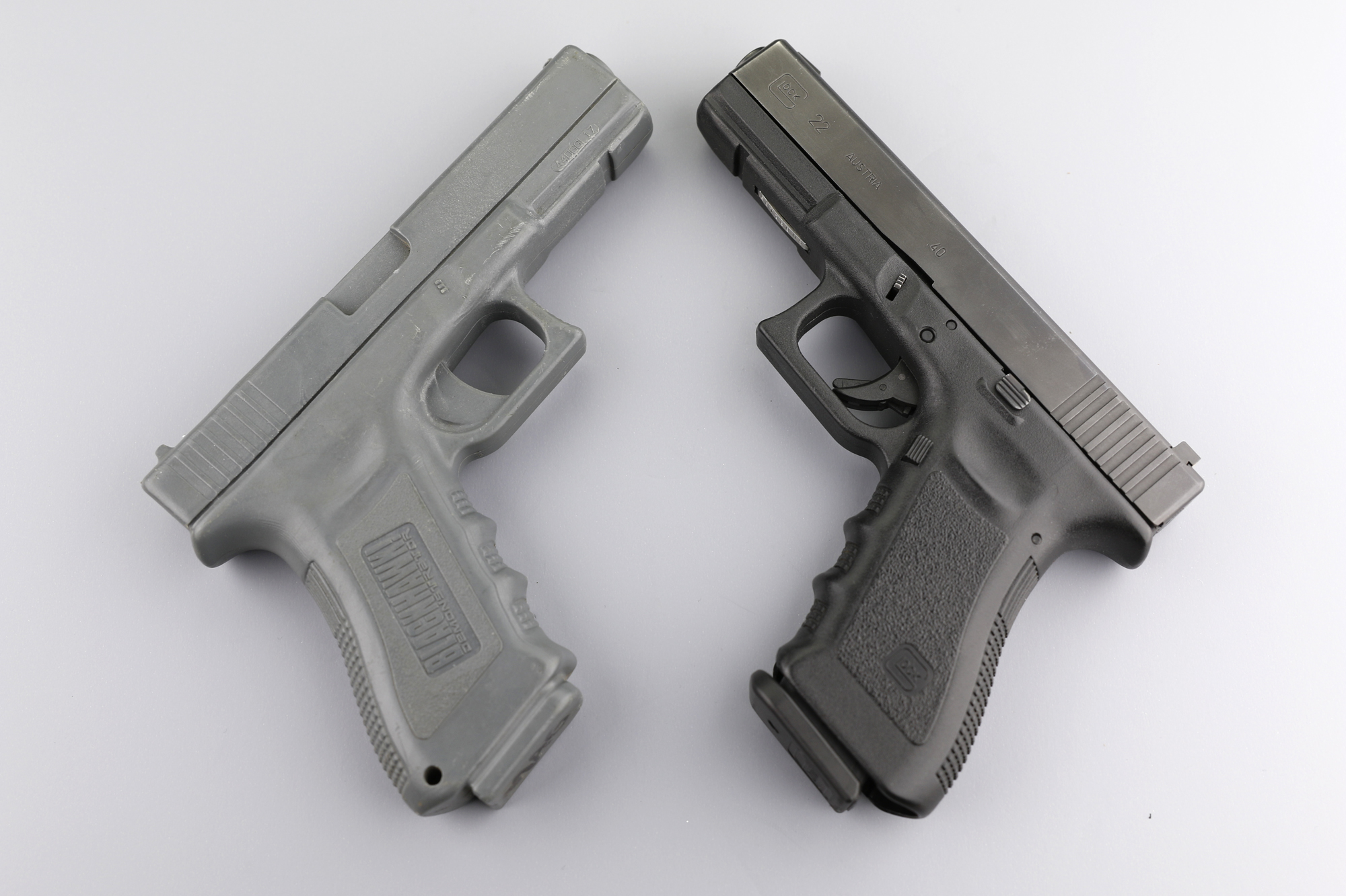 Glock 17 and Dummy Glock 17